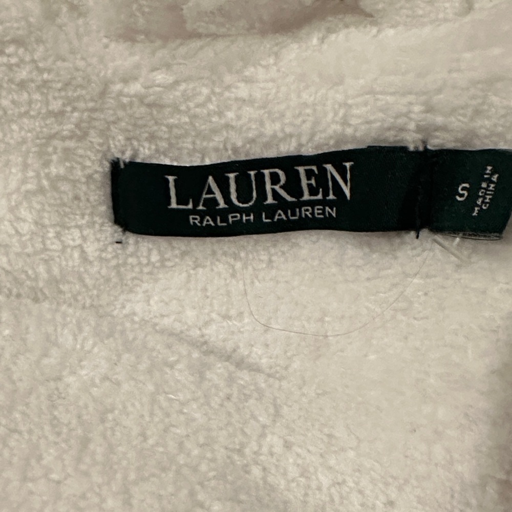 Lauren Ralph Lauren Soft plush White bath robe Small - Picture 3 of 4